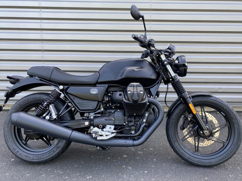 MOTO GUZZI V7 STONE