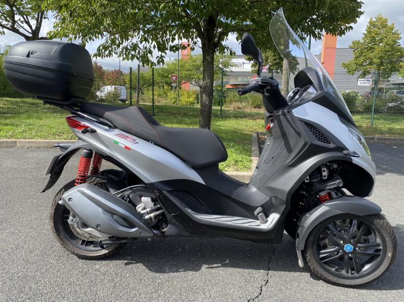 PIAGGIO MP3 300 HPE SPORT ABS ASR