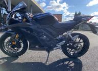 YAMAHA YZF 125 R ABS