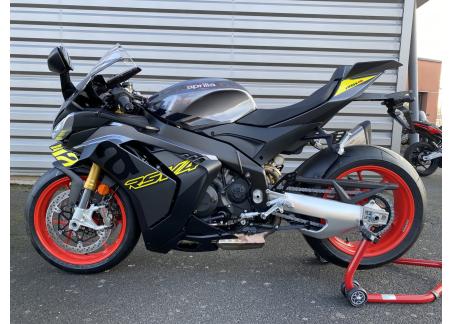 APRILIA RSV4 1100